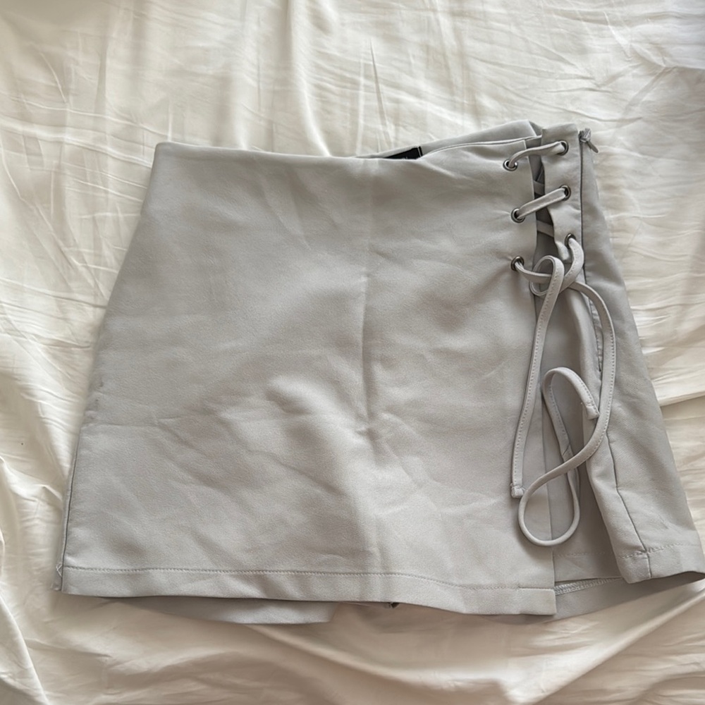 Trendyol Light Gray Lace-Up Skirt